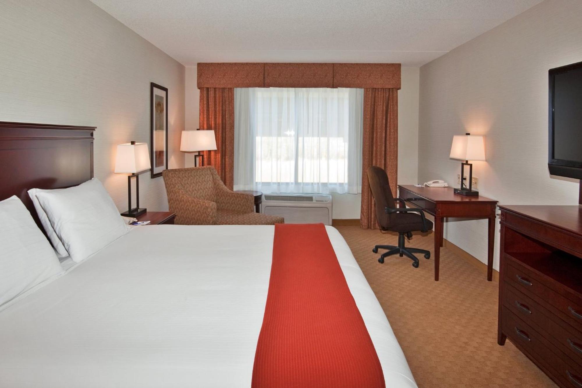Holiday Inn Express Hotel & Suites Brockville By Ihg Exterior foto